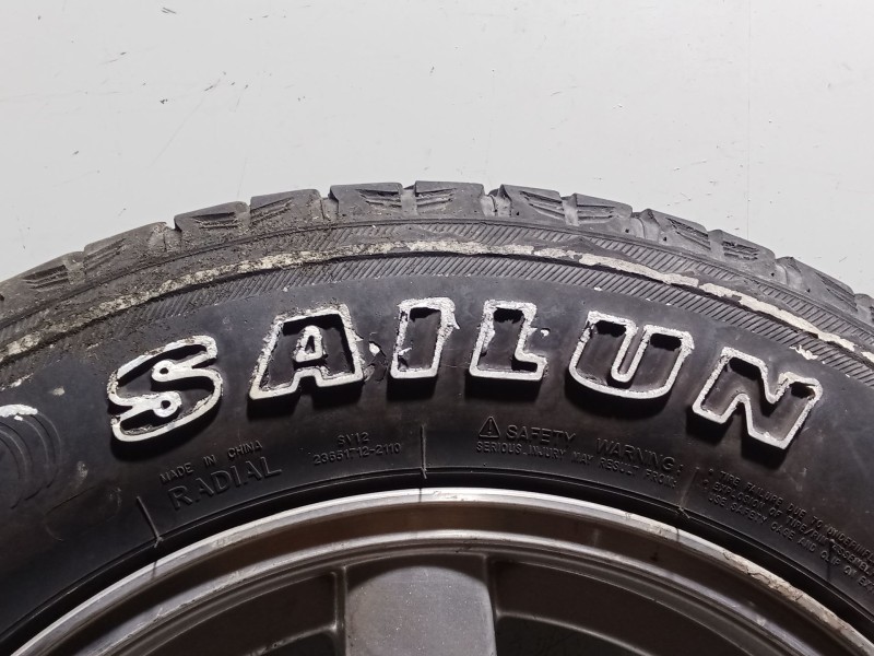 Recambio de juego llantas para jeep cherokee (kj) 2.8 crd 4x4 referencia OEM IAM 235/65 R17 104S JUEGO DE 5 LLANTAS 