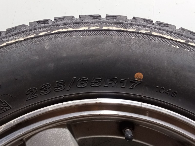 Recambio de juego llantas para jeep cherokee (kj) 2.8 crd 4x4 referencia OEM IAM 235/65 R17 104S JUEGO DE 5 LLANTAS 