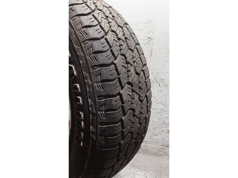 Recambio de juego llantas para jeep cherokee (kj) 2.8 crd 4x4 referencia OEM IAM 235/65 R17 104S JUEGO DE 5 LLANTAS 
