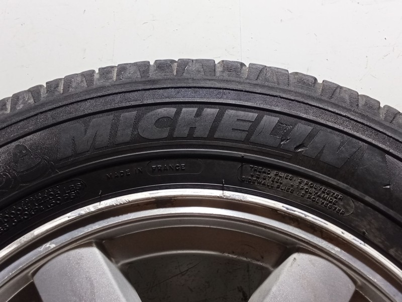 Recambio de juego llantas para jeep cherokee (kj) 2.8 crd 4x4 referencia OEM IAM 235/65 R17 104S JUEGO DE 5 LLANTAS 