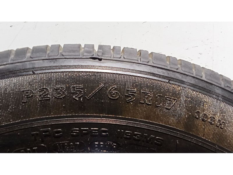 Recambio de juego llantas para jeep cherokee (kj) 2.8 crd 4x4 referencia OEM IAM 235/65 R17 104S JUEGO DE 5 LLANTAS 