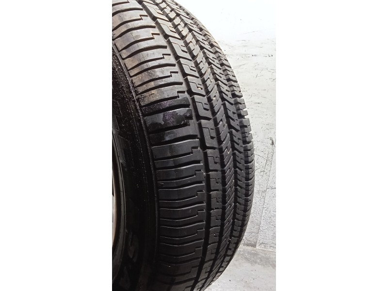 Recambio de juego llantas para jeep cherokee (kj) 2.8 crd 4x4 referencia OEM IAM 235/65 R17 104S JUEGO DE 5 LLANTAS 