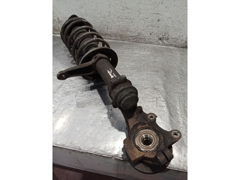 Recambio de mangueta delantera izquierda para peugeot 106 ii (1a_, 1c_) 1.1 i referencia OEM IAM  4T CONICO 96