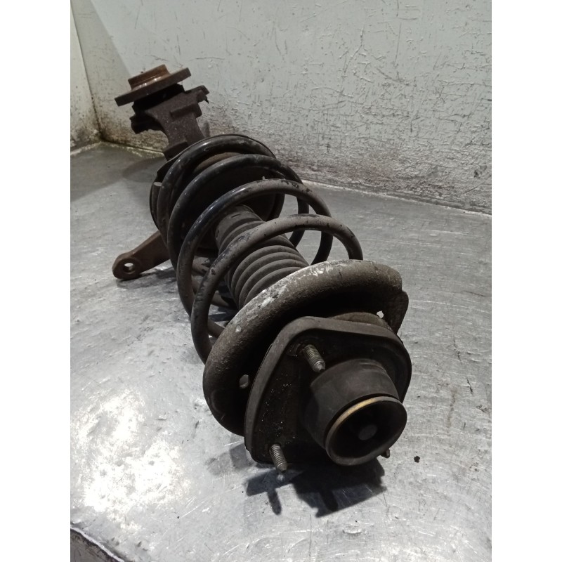 Recambio de mangueta delantera izquierda para peugeot 106 ii (1a_, 1c_) 1.1 i referencia OEM IAM  4T CONICO 96