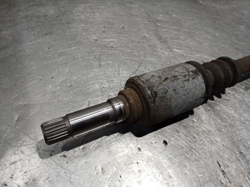 Recambio de transmision delantera derecha para peugeot 106 ii (1a_, 1c_) 1.1 i referencia OEM IAM   96