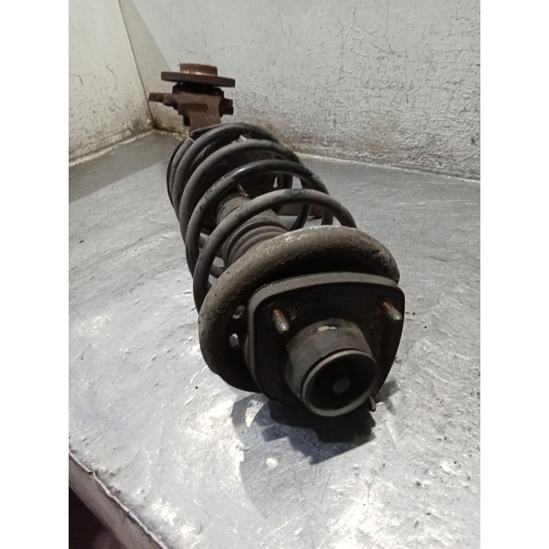 Recambio de mangueta delantera derecha para peugeot 106 ii (1a_, 1c_) 1.1 i referencia OEM IAM  4T CONICO 96