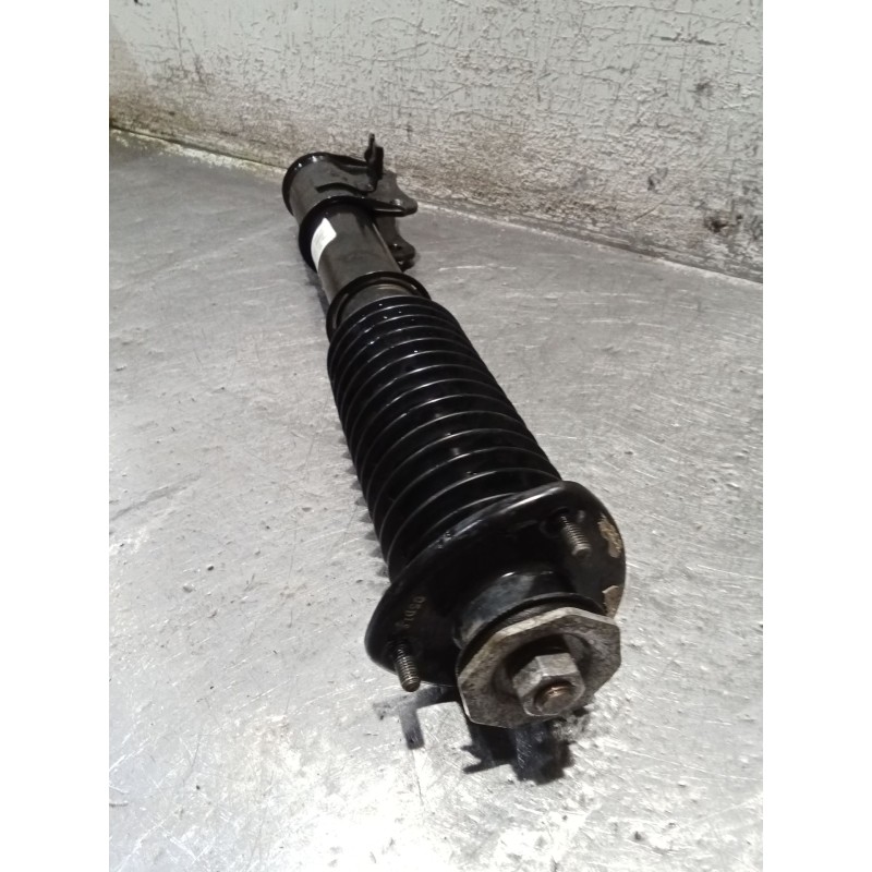 Recambio de amortiguador delantero derecho para santana 300/350 2.0 tdi 4x4 referencia OEM IAM   04