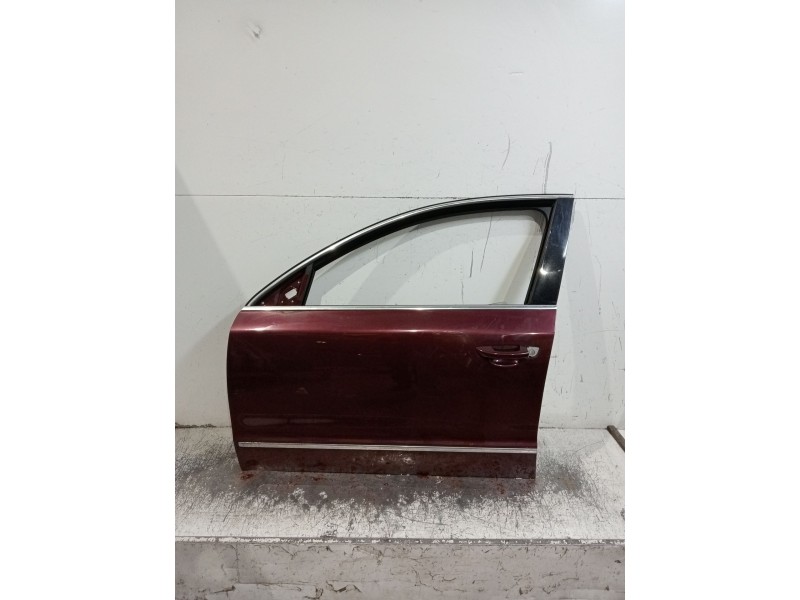 Recambio de puerta delantera izquierda para skoda suberb (3t4) ambition referencia OEM IAM  5P 08
