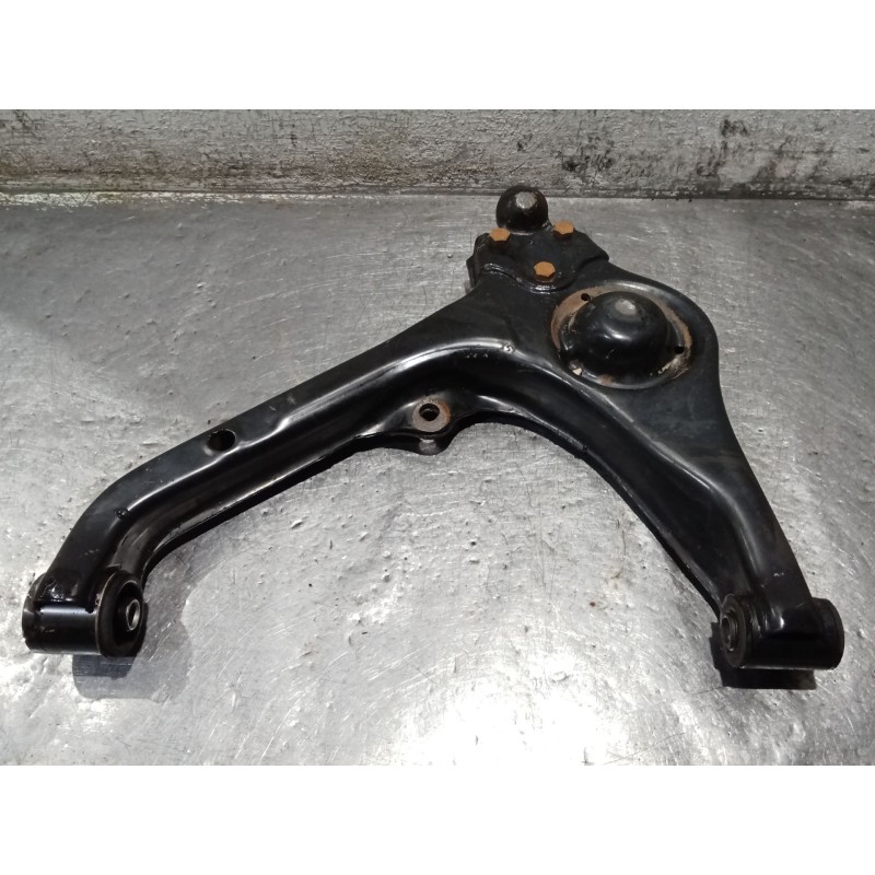 Recambio de brazo suspension inferior delantero derecho para santana 300/350 2.0 tdi 4x4 referencia OEM IAM   04