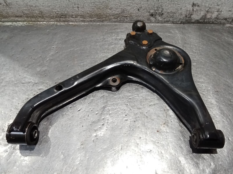 Recambio de brazo suspension inferior delantero derecho para santana 300/350 2.0 tdi 4x4 referencia OEM IAM   04