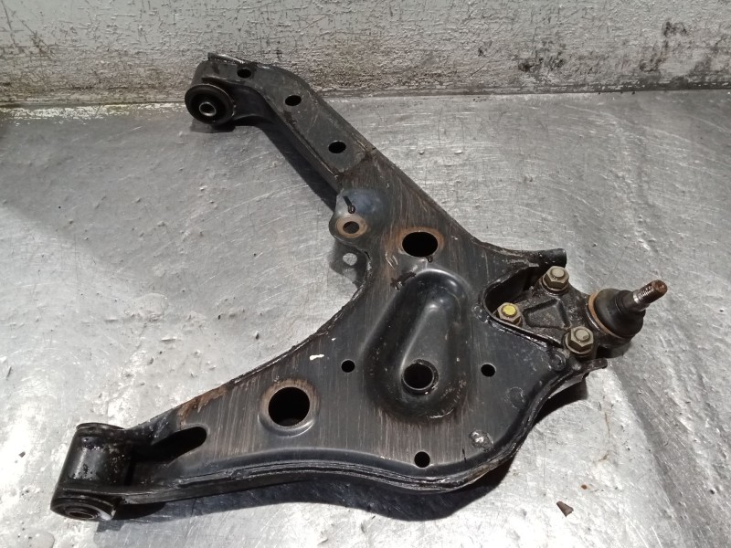 Recambio de brazo suspension inferior delantero izquierdo para santana 300/350 2.0 tdi 4x4 referencia OEM IAM   04