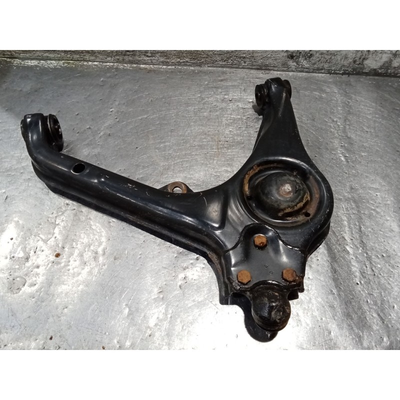 Recambio de brazo suspension inferior delantero izquierdo para santana 300/350 2.0 tdi 4x4 referencia OEM IAM   04