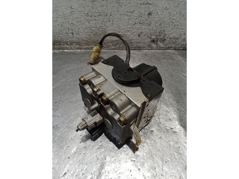 Recambio de abs para santana 300/350 2.0 tdi 4x4 referencia OEM IAM 4784070340  04