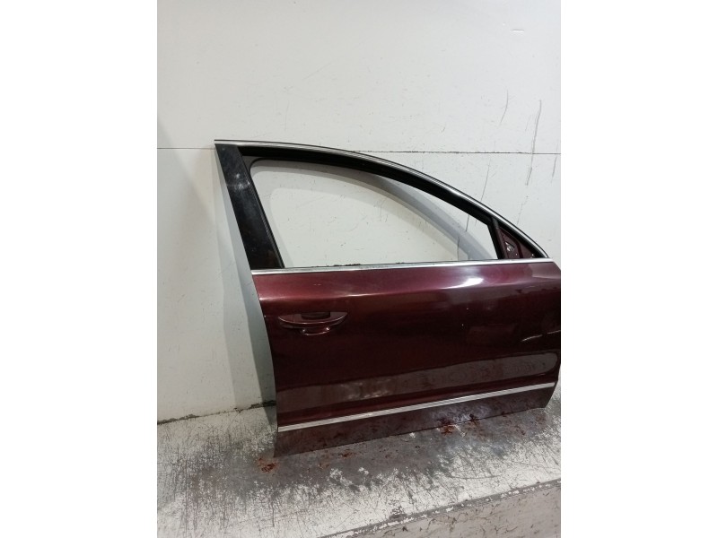 Recambio de puerta delantera derecha para skoda suberb (3t4) ambition referencia OEM IAM  5P 08