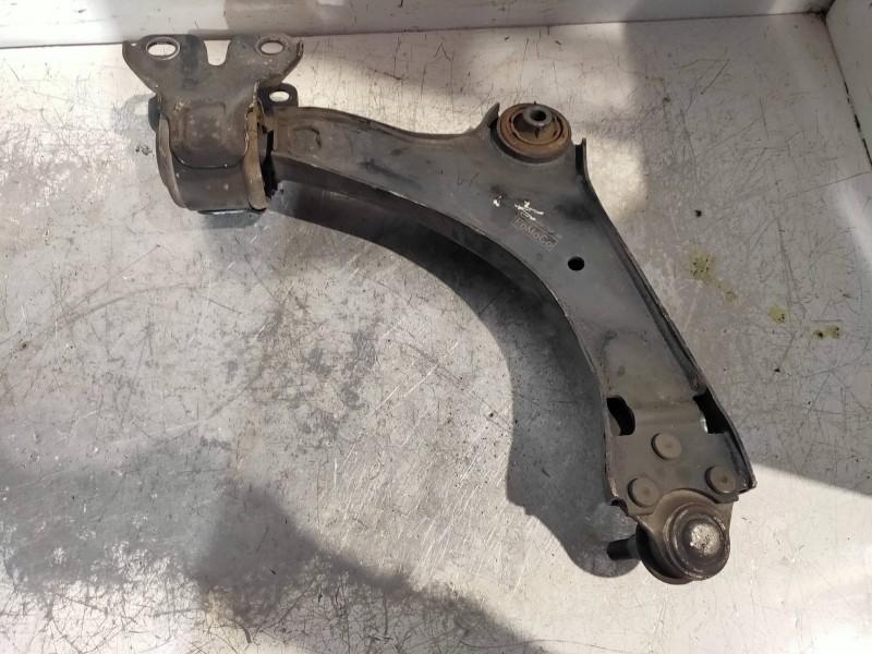 Recambio de brazo suspension inferior delantero izquierdo para ford mondeo ber. (ca2) trend referencia OEM IAM 7C9N3A052BB 7C9N3