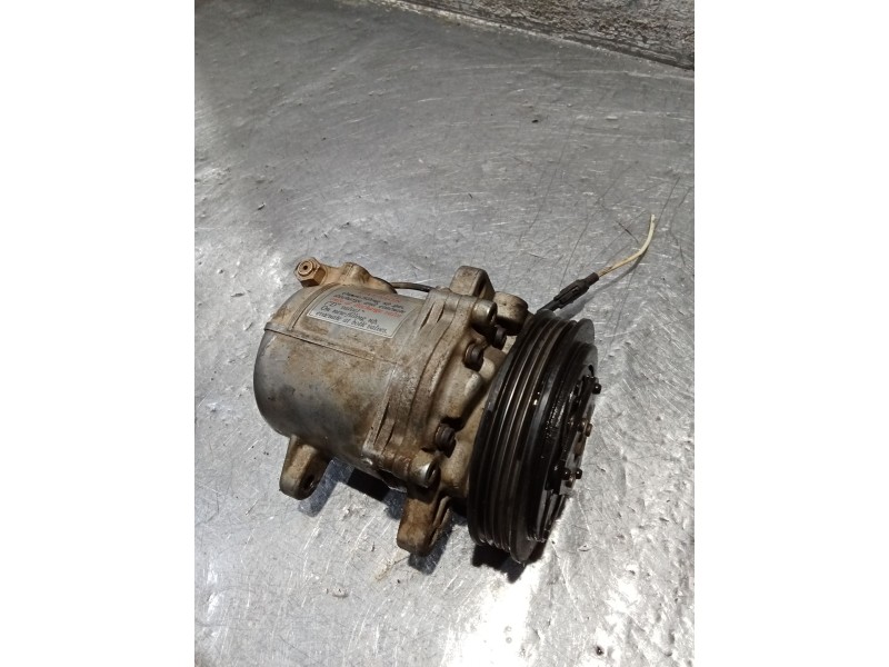 Recambio de compresor aire acondicionado para santana 300/350 2.0 tdi 4x4 referencia OEM IAM W05D056354  04