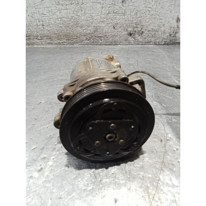 Recambio de compresor aire acondicionado para santana 300/350 2.0 tdi 4x4 referencia OEM IAM W05D056354  04