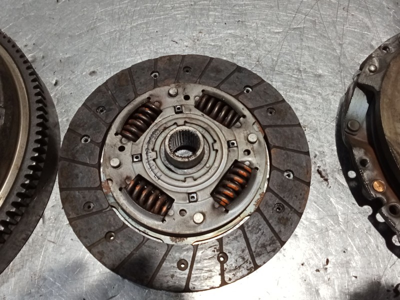 Recambio de kit embrague para seat ibiza ii (6k1) 1.9 sdi referencia OEM IAM 680542  90