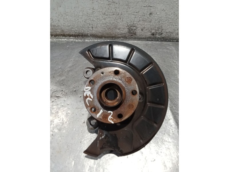 Recambio de mangueta delantera izquierda para skoda suberb (3t4) ambition referencia OEM IAM   08