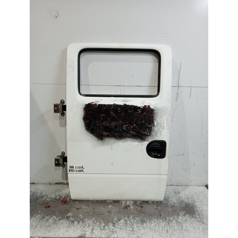 Recambio de puerta trasera izquierda para nissan cabstar (f24m, f24w) 35.13 dci, 45.13 dci 2.5 (f24m) referencia OEM IAM  4P 09