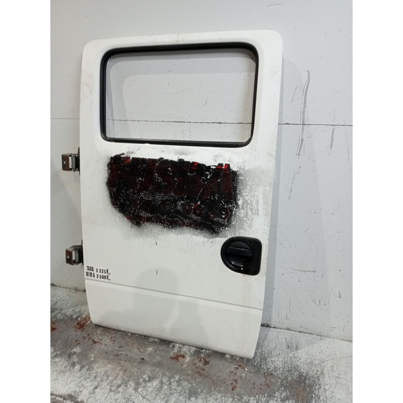 Recambio de puerta trasera izquierda para nissan cabstar (f24m, f24w) 35.13 dci, 45.13 dci 2.5 (f24m) referencia OEM IAM  4P 09
