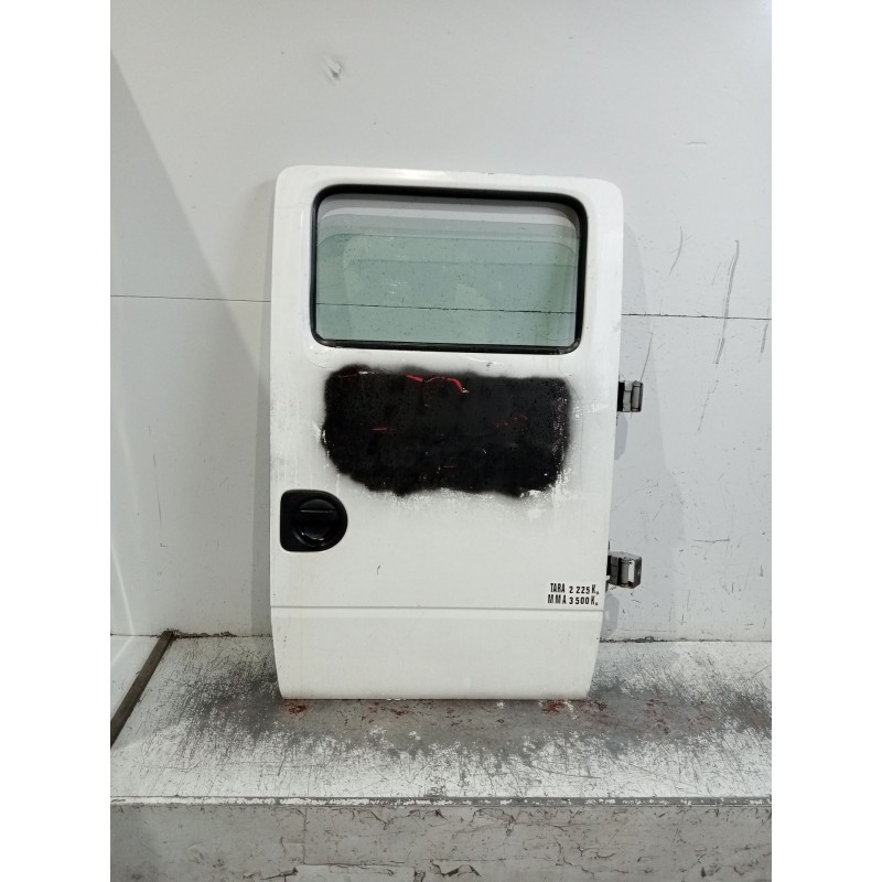 Recambio de puerta trasera derecha para nissan cabstar (f24m, f24w) 35.13 dci, 45.13 dci 2.5 (f24m) referencia OEM IAM  4P 09