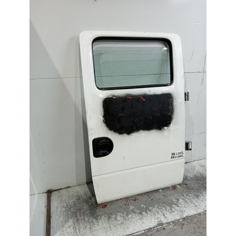 Recambio de puerta trasera derecha para nissan cabstar (f24m, f24w) 35.13 dci, 45.13 dci 2.5 (f24m) referencia OEM IAM  4P 09