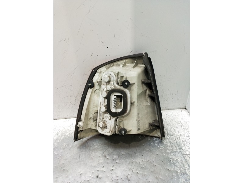 Recambio de piloto trasero derecho para opel astra g hatchback (t98) 1.6 16v (f08, f48) referencia OEM IAM   00