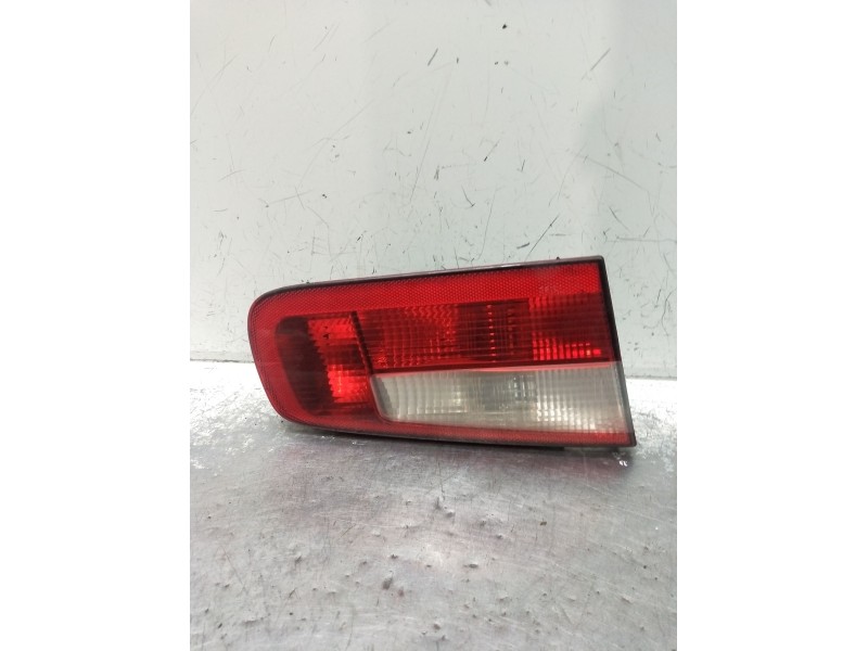 Recambio de piloto trasero izquierdo para renault laguna ii (bg0/1_) 2.0 16v (bg00, bg0k, bg0p, bg0w) referencia OEM IAM   02