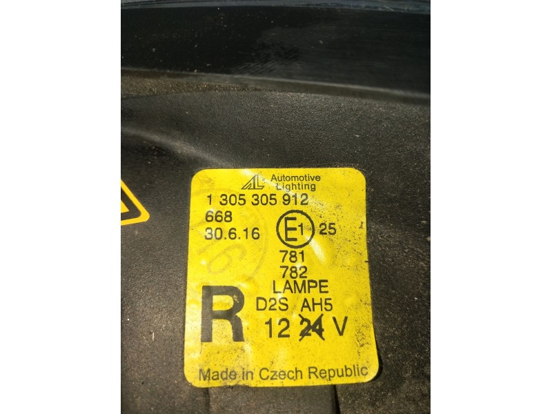 Recambio de faro derecho para volkswagen golf iv (1j1) 1.9 tdi referencia OEM IAM 1305305912  98