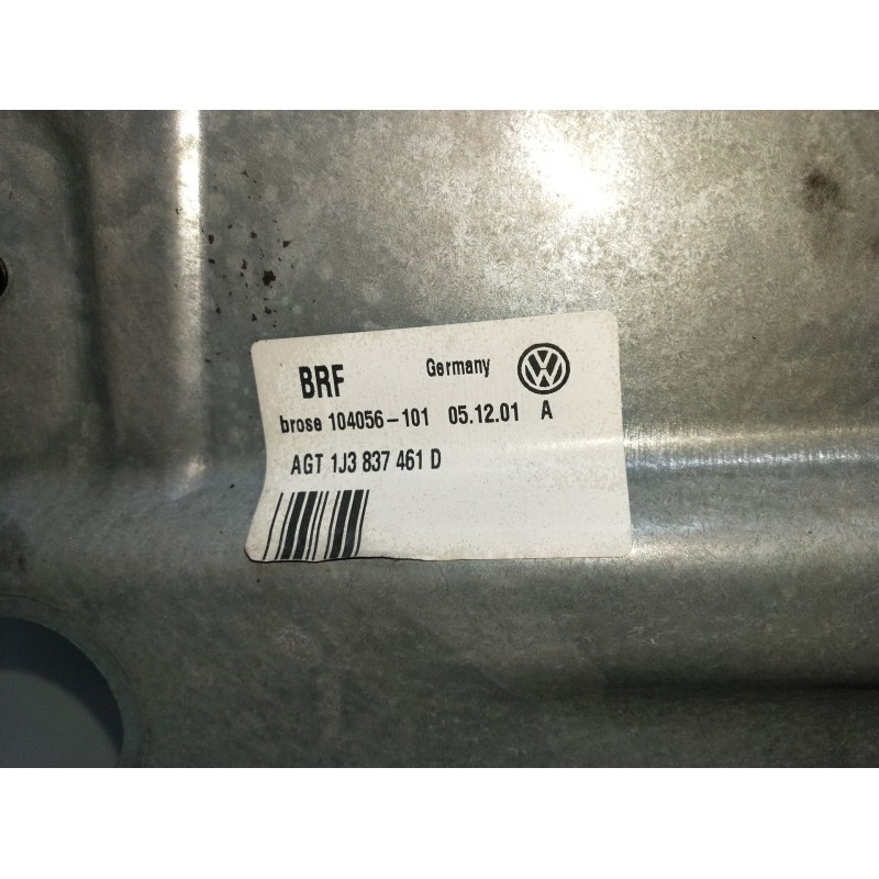 Recambio de elevalunas delantero izquierdo para volkswagen golf iv (1j1) 1.9 tdi referencia OEM IAM 1J3837461D 3P 98