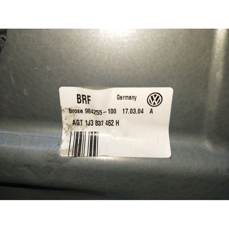 Recambio de elevalunas delantero derecho para volkswagen golf iv (1j1) 1.9 tdi referencia OEM IAM 1J3837462H 3P 98