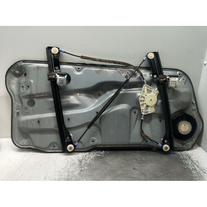 Recambio de elevalunas delantero derecho para volkswagen golf iv (1j1) 1.9 tdi referencia OEM IAM 1J3837462H 3P 98