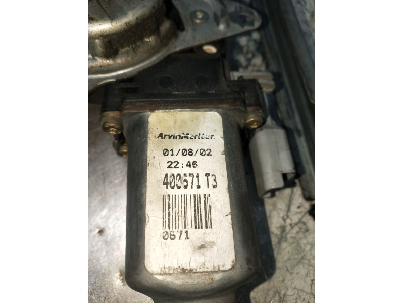 Recambio de elevalunas delantero derecho para citroën saxo (s0, s1) 1.5 d referencia OEM IAM 400671T3 5P 98