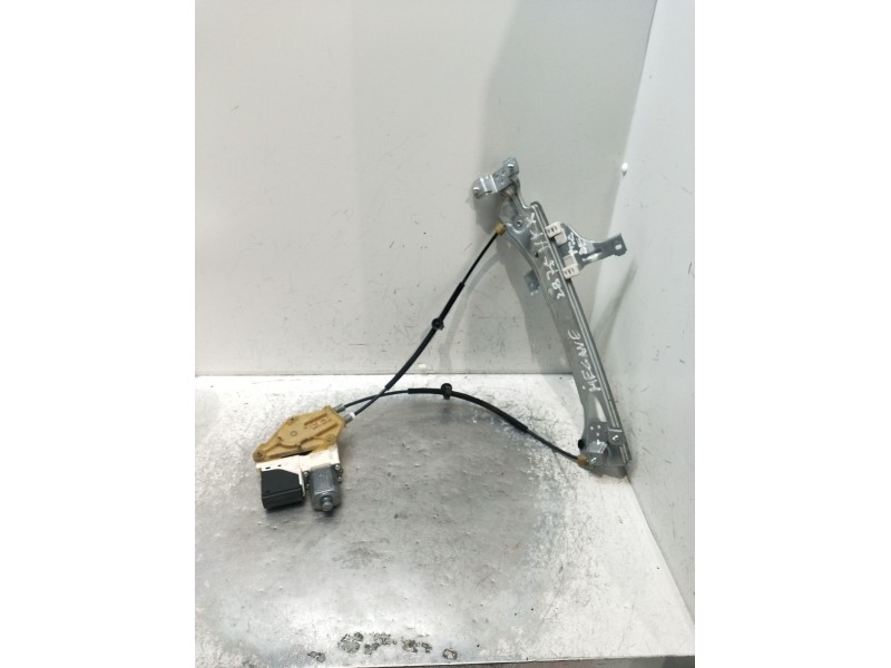 Recambio de elevalunas trasero derecho para renault clio ii fase ii (b/cb0) authentique referencia OEM IAM 82730654BR 5P 