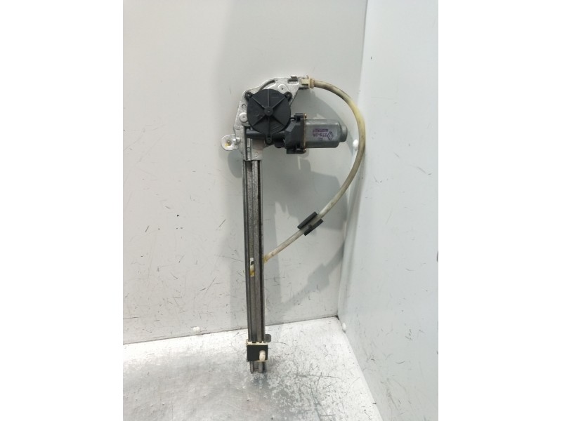 Recambio de elevalunas trasero izquierdo para renault laguna ii (bg0/1_) 2.0 16v (bg00, bg0k, bg0p, bg0w) referencia OEM IAM 400