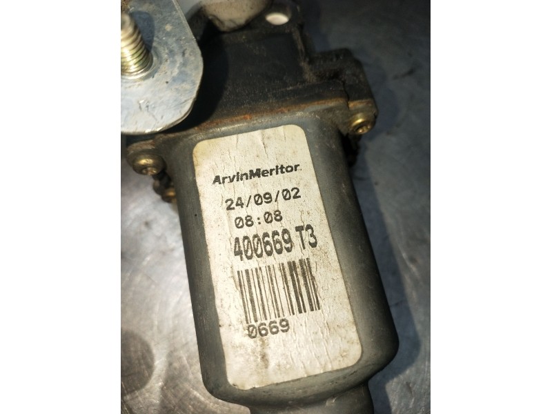 Recambio de elevalunas trasero izquierdo para renault laguna ii (bg0/1_) 2.0 16v (bg00, bg0k, bg0p, bg0w) referencia OEM IAM 400