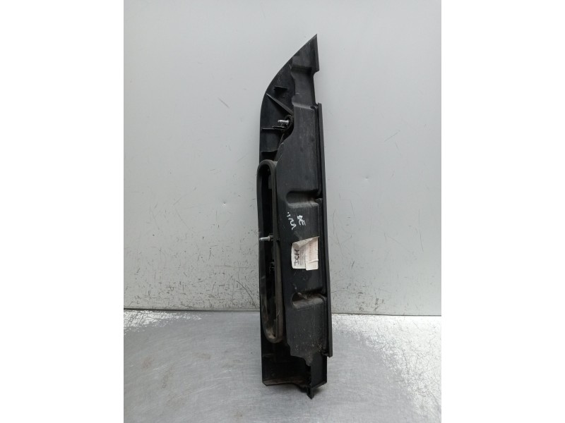 Recambio de piloto trasero derecho para renault kangoo express (fc0/1_) d 65 1.9 (fc0e, fc02, fc0j, fc0n) referencia OEM IAM   9