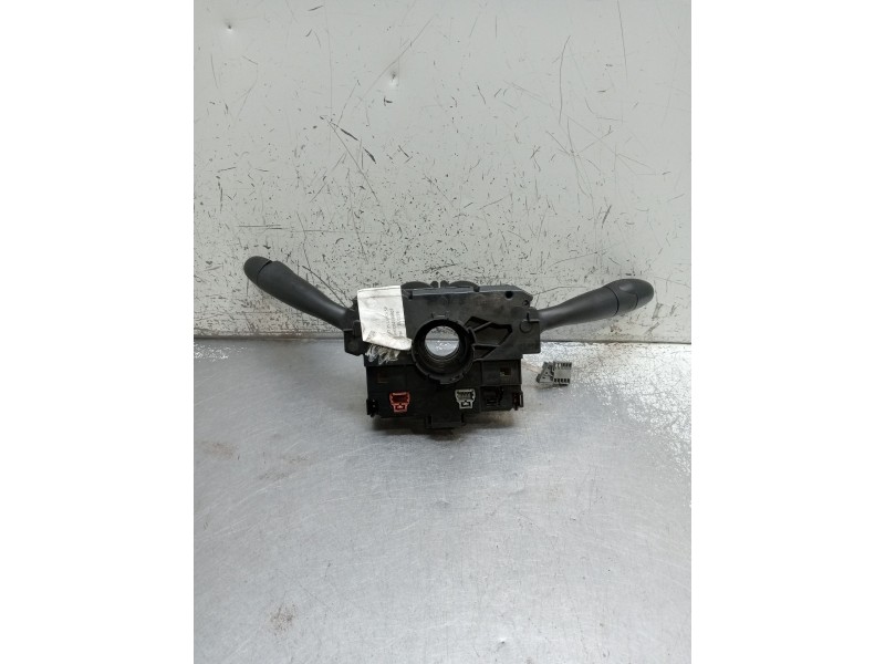 Recambio de mando luces para peugeot 307 (3a/c) 1.6 hdi 110 referencia OEM IAM 96660139XT 12277102 05