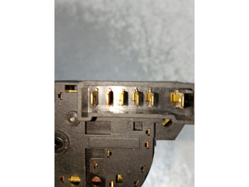 Recambio de mando limpia para peugeot 405 berlina 1.8 turbodiesel referencia OEM IAM   87