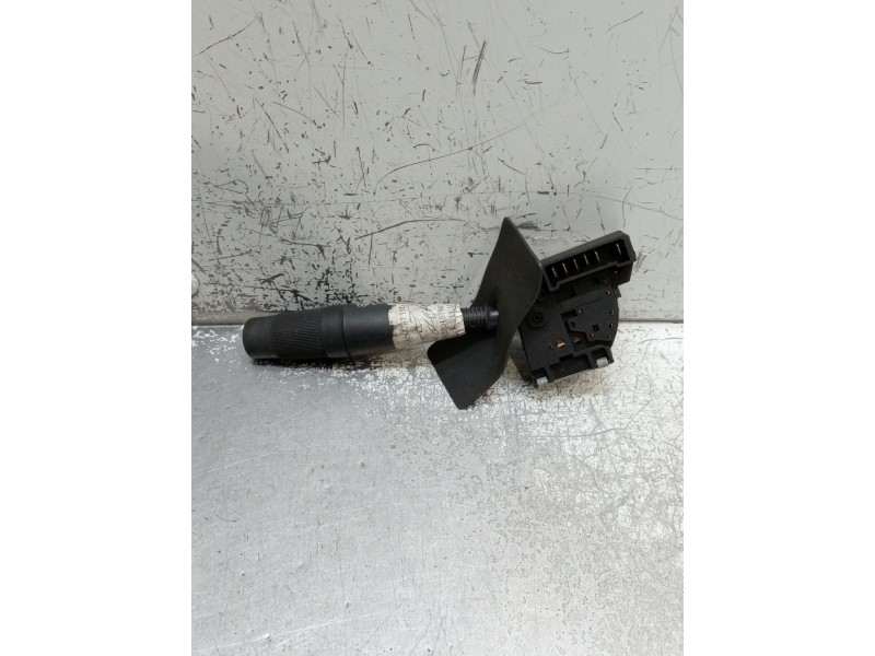 Recambio de mando limpia para peugeot 405 berlina 1.9 diesel referencia OEM IAM   87