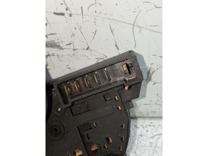 Recambio de mando limpia para peugeot 405 berlina 1.9 diesel referencia OEM IAM   87