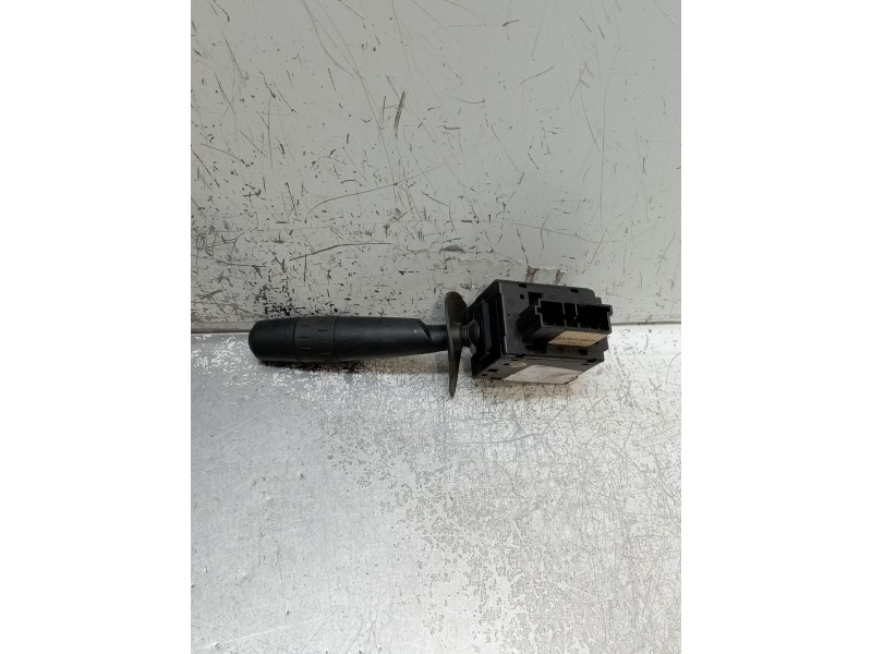 Recambio de mando limpia para peugeot 405 berlina referencia OEM IAM 96093418XX 61580011 92