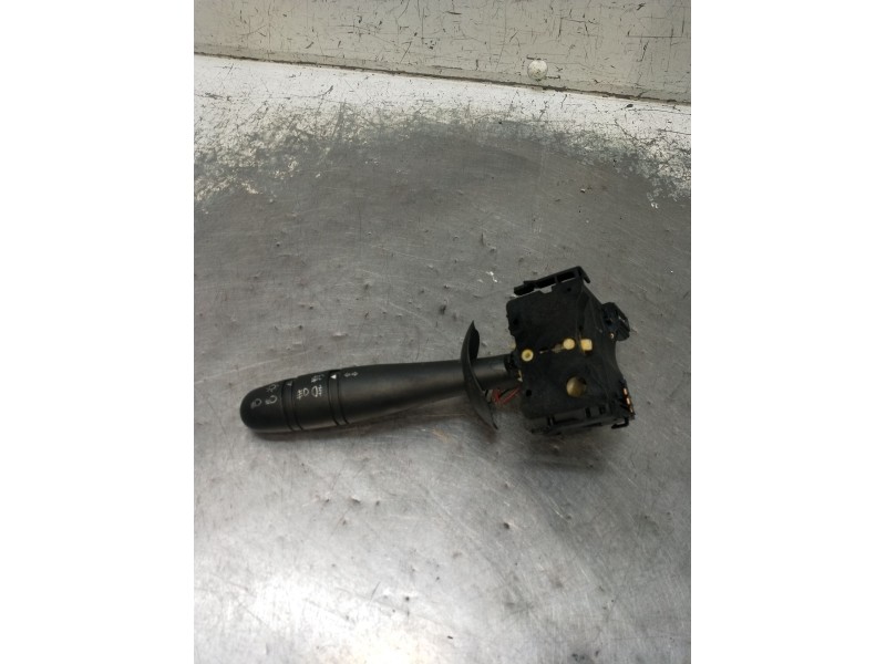 Recambio de mando luces para renault laguna ii (bg0/1_) 2.0 16v (bg00, bg0k, bg0p, bg0w) referencia OEM IAM 8200012245 34447701A