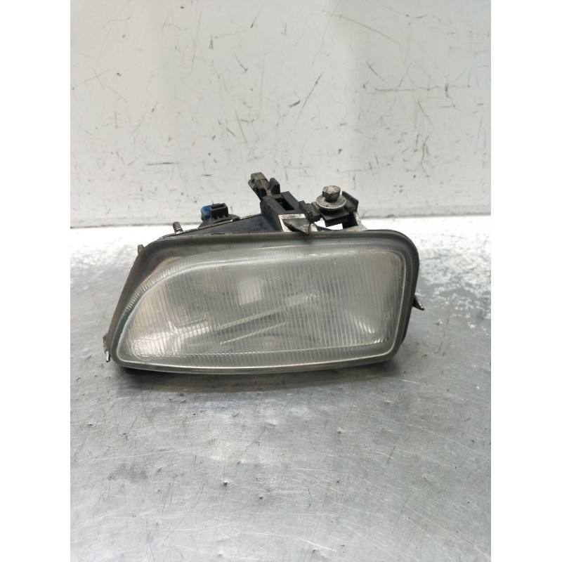 Recambio de faro antiniebla izquierdo para citroën saxo (s0, s1) 1.5 d referencia OEM IAM 961834580 67720231 98