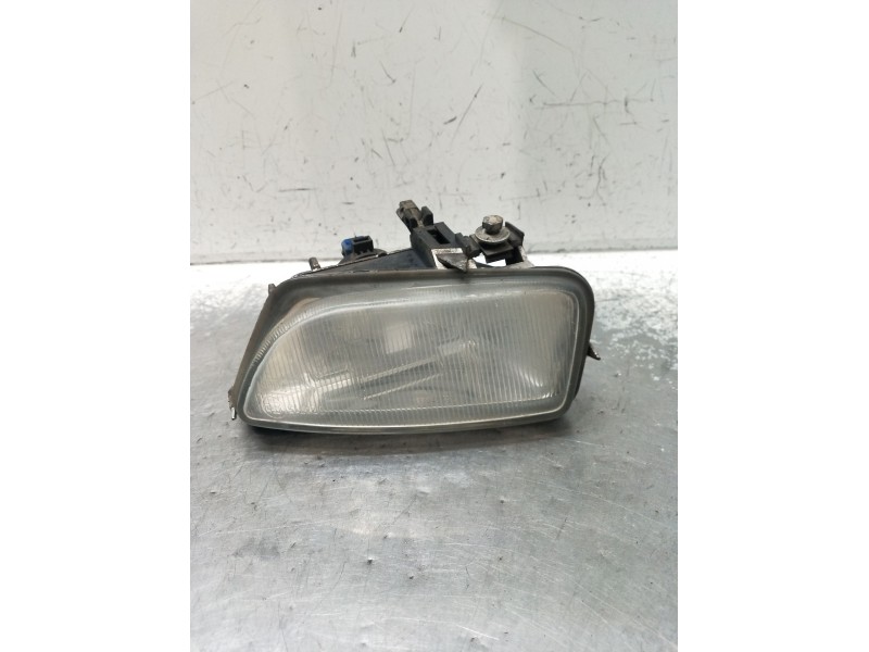Recambio de faro antiniebla izquierdo para citroën saxo (s0, s1) 1.5 d referencia OEM IAM 961834580 67720231 98