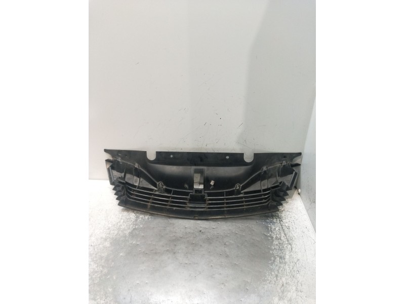 Recambio de rejilla delantera para renault laguna ii (bg0/1_) 2.0 16v (bg00, bg0k, bg0p, bg0w) referencia OEM IAM   02