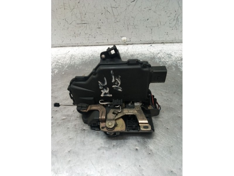 Recambio de motor cierre centralizado delantero derecho para volkswagen golf iv (1j1) 1.9 tdi referencia OEM IAM  3P 98