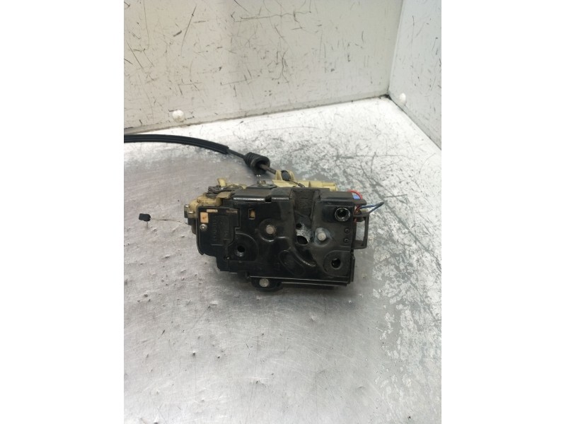 Recambio de motor cierre centralizado delantero izquierdo para seat ibiza iii (6l1) 1.9 tdi referencia OEM IAM  5P 06