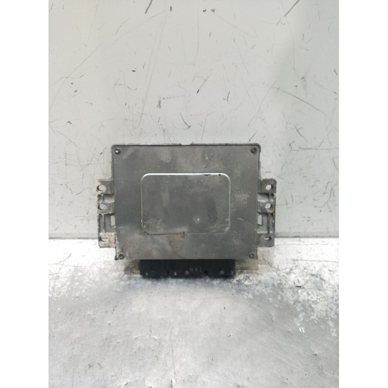 Recambio de centralita motor uce para renault laguna ii (bg0/1_) 2.0 16v (bg00, bg0k, bg0p, bg0w) referencia OEM IAM 8200264679 